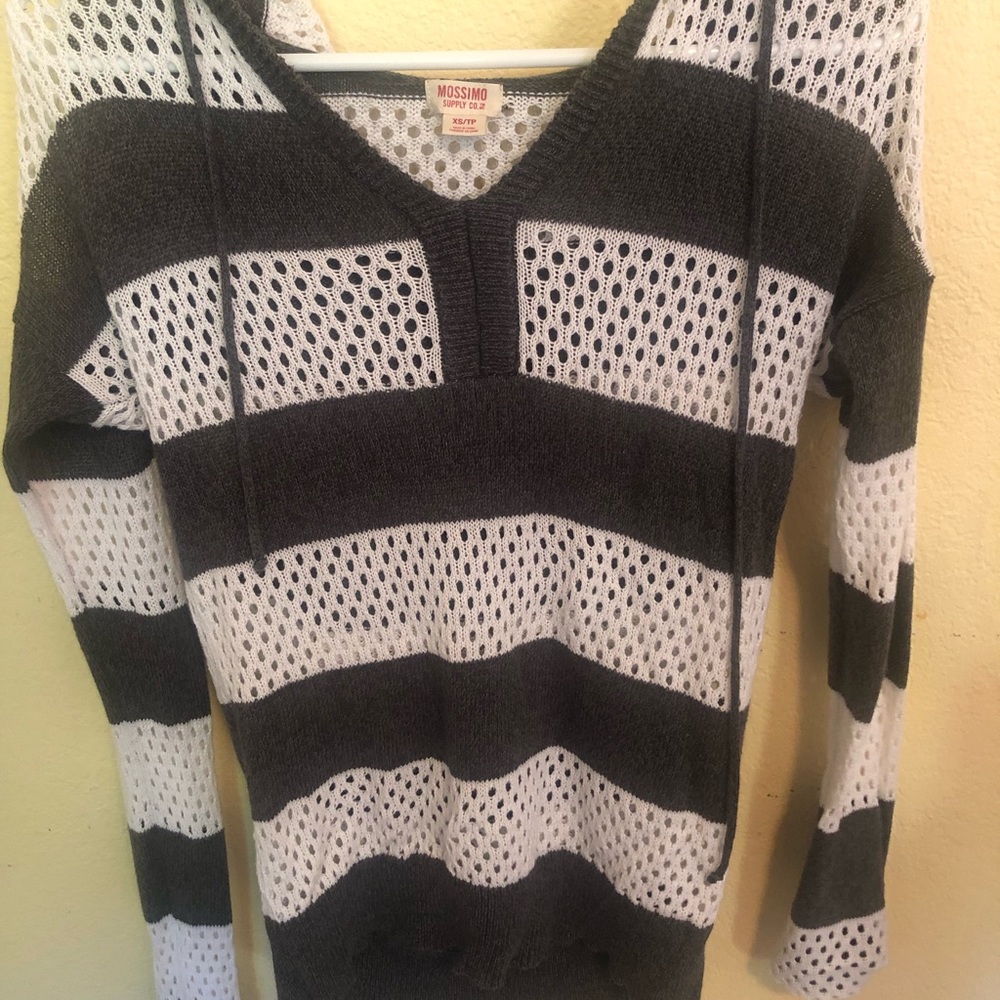 target size small hooded beach coverup